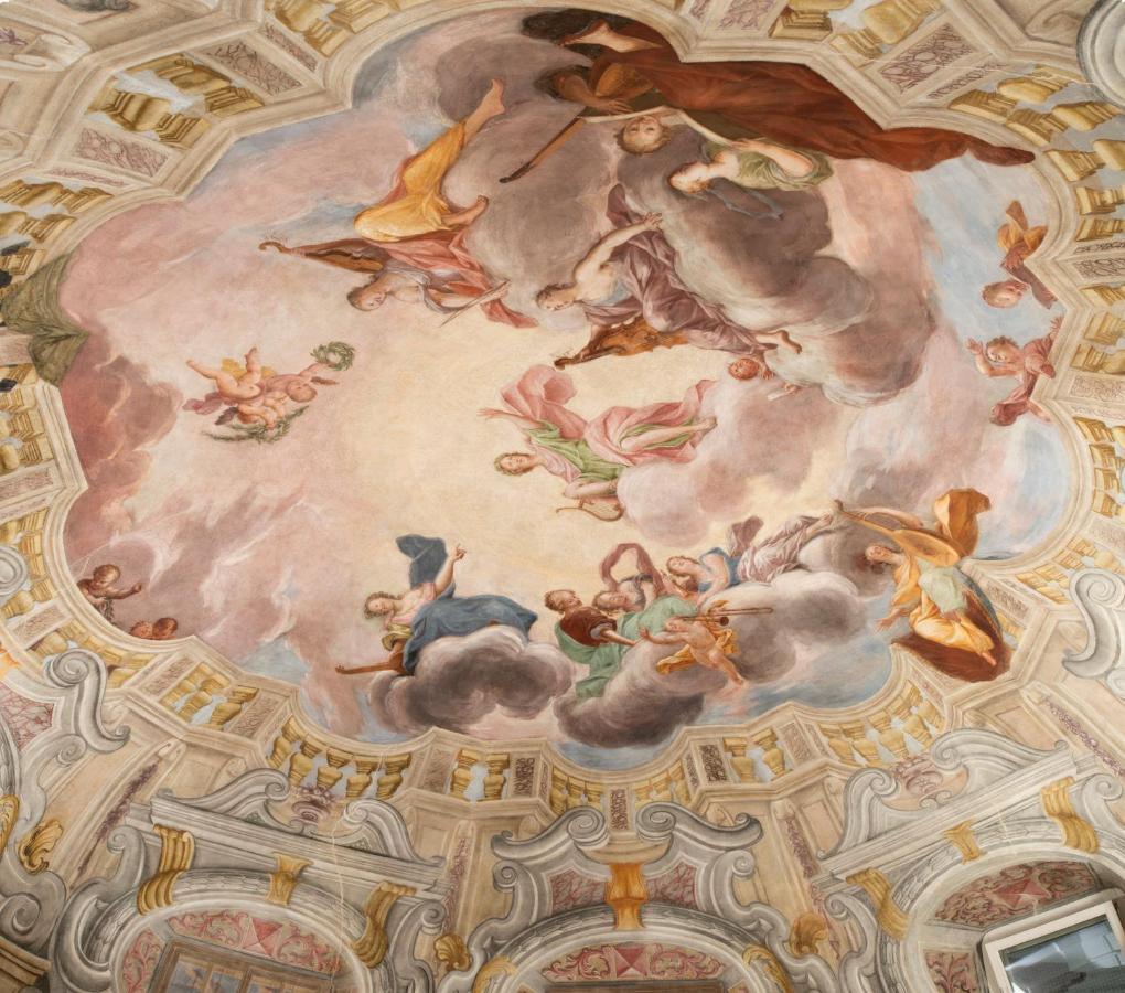 Cupola Rubatti Tornaforte: Apollo E Le Sue Muse Cuneo Luaran gambar